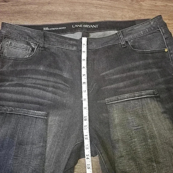 NWT Lane Bryant Mid Rise Super Stretchy Skinny Black Distressed Jeans SZ 24 - Picture 8 of 12